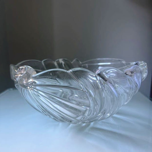 Mikasa Crystal Swirl Bowl with Side Knot